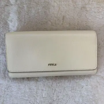 훌라 FURLA 장지갑 크림색 로고 천연 가죽