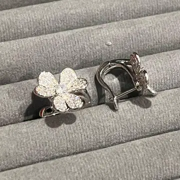 꽃 모양 크리스탈 후프 귀걸이