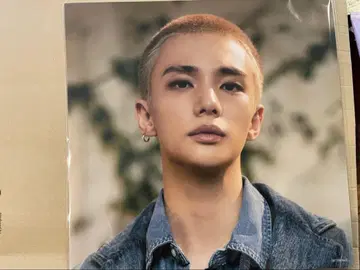 Straykids 현진 메가 재킷