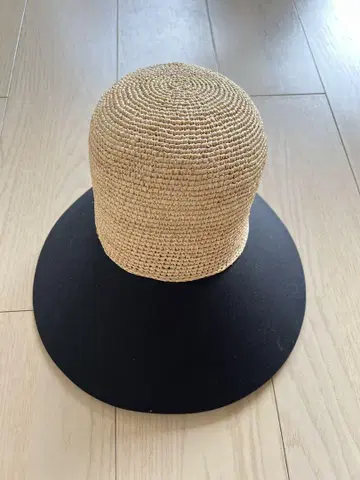 헬렌 카민스키 모자