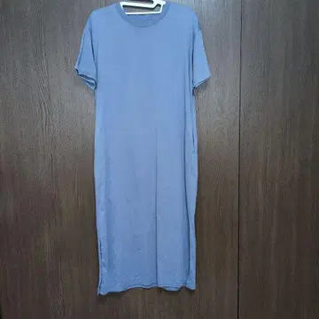 파란색 퍼프 슬리브 셔츠 원피스