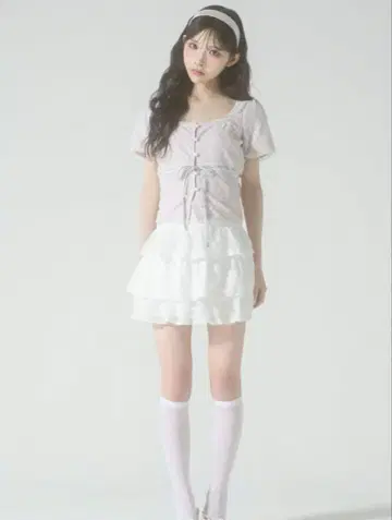BUBBLES 걸리시 레이스 탑 화이트