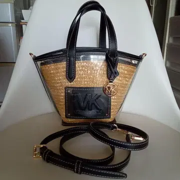 Michael Kors 바스켓백