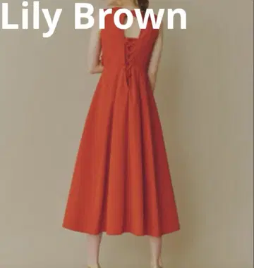 가격 대폭 인하 새상품급 Lily Brown 백 레이스업 롱 원피스