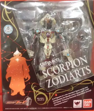 반다이 가면라이더 포제 S.H.Figuarts <> 스콜피온 조디악