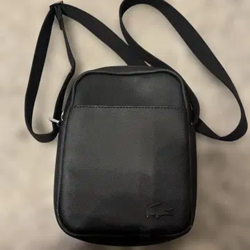 Lacoste 블랙 나일론 숄더백