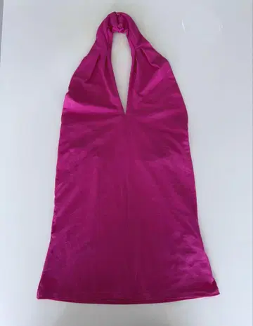 핑크 할터넥