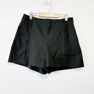 자라 베이직 [M] 프릴 숏 팬츠 블랙