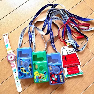 유니버셜 스튜디오 재팬 엘모 시계와 스트랩 세트