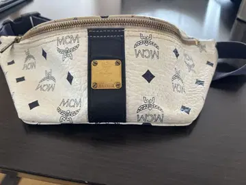 MCM 바디백 웨스트 파우치
