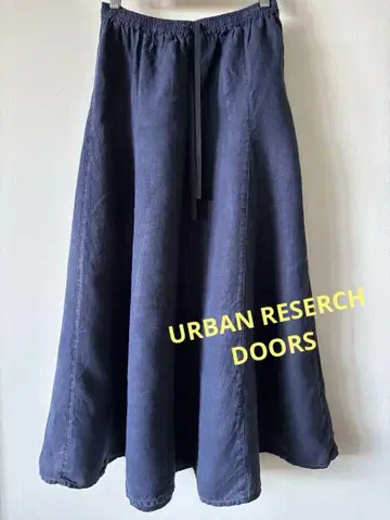URBAN RESERCH DOORS 린넨 100% 14쪽 플레어 스커트