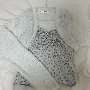 SNIDEL 꽃무늬 리본 뷔스티에