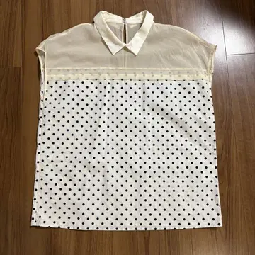 Ballsey 도트 무늬 슬리브리스 셔츠 블라우스 투모로우랜드 보르지