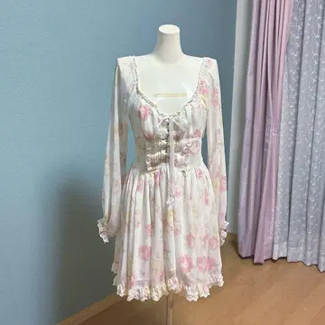 LIZ LISA 헤이세이 갸루 로즈 패턴 원피스