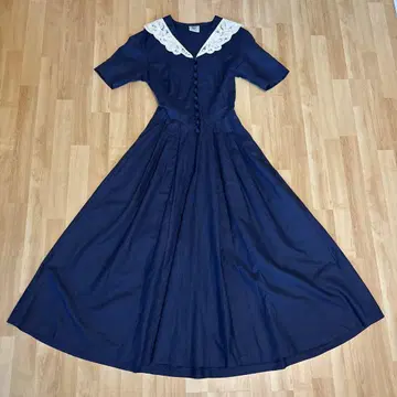 Laura Ashley 네이비 반팔 롱 원피스 레이스 옷깃 V넥