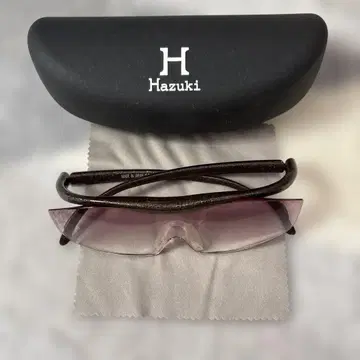 하즈키 루페 리딩 글라스