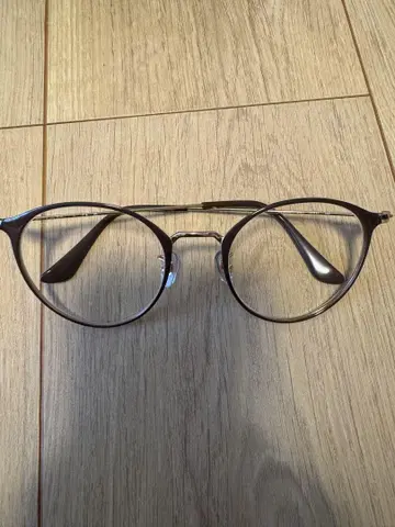 Ray-Ban 갈색 라운드 안경 케이스 포함