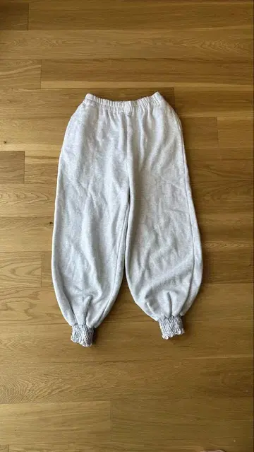 meer. RIB HEM SWEAT PANTS/WHT