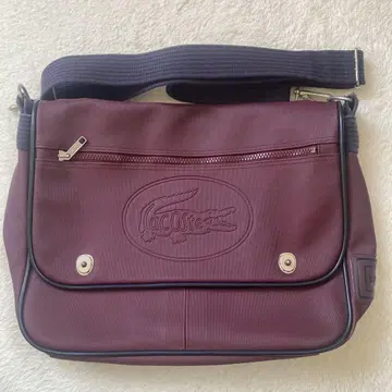LACOSTE 라코스테 메신저 백 보르도