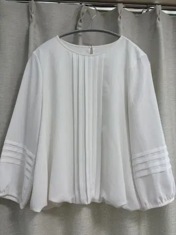 lui chantant 루이 샨탄 블라우스