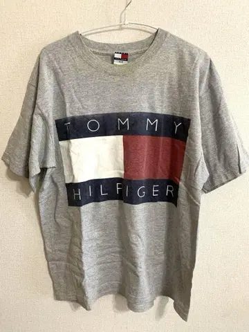 TOMMY HILFIGER 그레이 티셔츠 M 사이즈