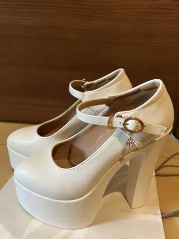 웨딩 하이힐 15cm 화이트