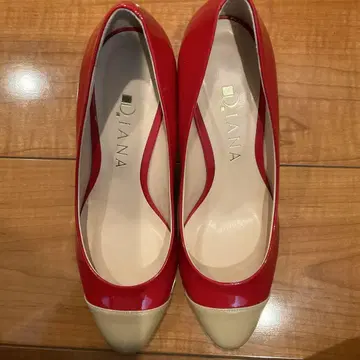 DIANA 에나멜 하이힐 23cm 레드/베이지