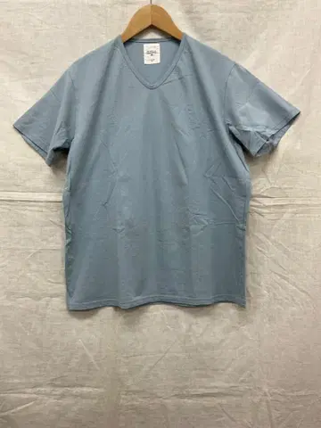 remilla 레미라 오코토 V-NECK TEE