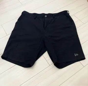 뉴에라 블랙 숏팬츠 XL