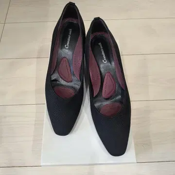 Conscious walk 지압 펌프스 23cm 4E 블랙