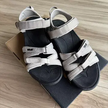 Teva 테바 TIRRA 스포츠 샌들 여성용