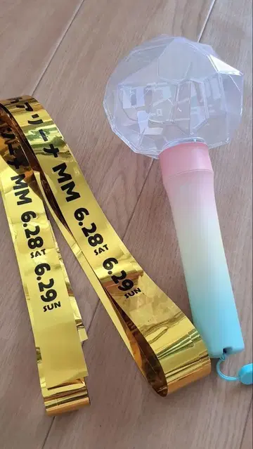 컬러풀피치 파라피치2025 응원봉 은색 테이프
