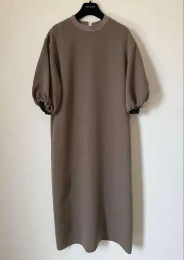 UNITED ARROWS COMFY 스티치 숏 슬리브 원피스 38