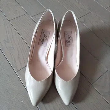 페리마쥬 에나멜 펌프스 22cm