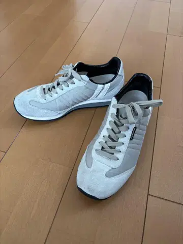 PATRICK 스웨이드 그레이 스니커즈 25.0cm