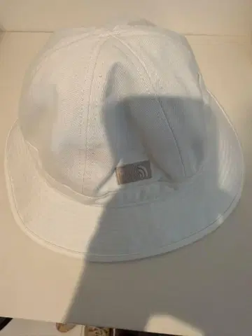 THE NORTH FACE 아웃도어 햇 화이트 택 포함 새상품