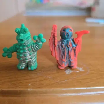 울트라 괴수 지우개