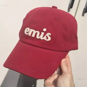emis 자수 로고 야구 모자 빨간색