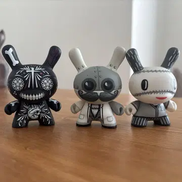 Kidrobot Dunny 피규어