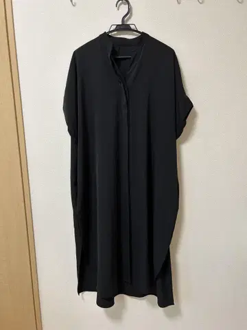 블랙 반팔 롱 원피스 사이즈 F