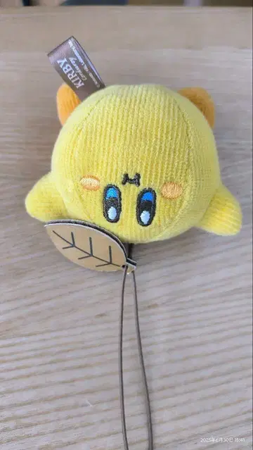 커비 봉제 인형 스트랩 옐로우 컬러