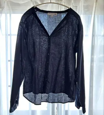 새상품급 INES DE LA FRESSANGE 네이비 V넥 셔츠 XL