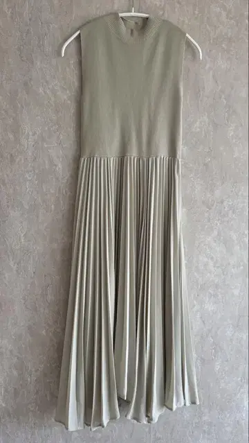 SNIDEL 플리츠 원피스 S 사이즈