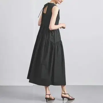 23SS 유나이티드 애로우즈 오픈 백 원피스 블랙 36