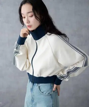 WEGO 숏 트랙 자켓