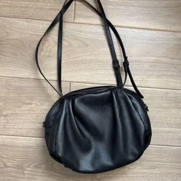 ear PAPILLONNER 콜론 보스턴