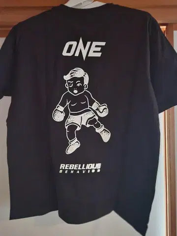 REBELLIOUS BEHAVIOR x ONE 티셔츠