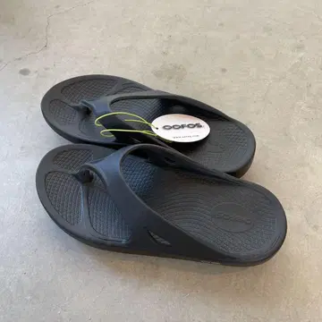 우포스 블랙 플립플랍