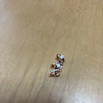 쥬에테 이어커프