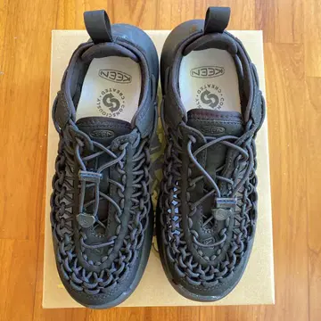 KEEN 블랙 US 6 23cm